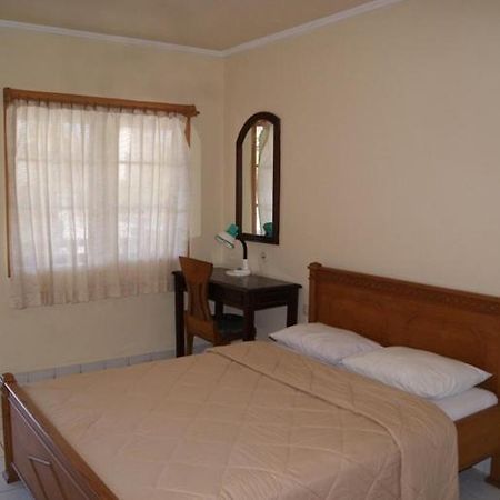 Semawang Beach Hotel Bali Exterior photo
