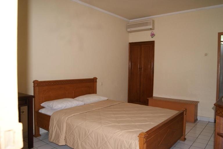 Semawang Beach Hotel Bali Exterior photo